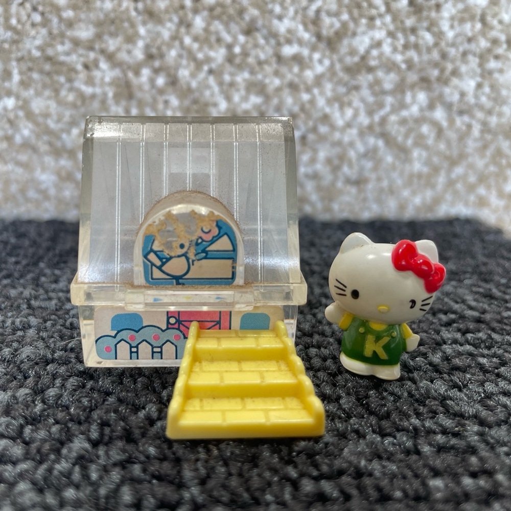 Hello Kitty Miniature Set
